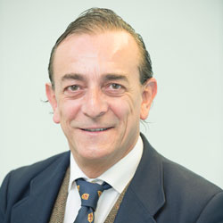 Carlos Quindós Fernández