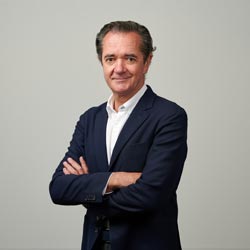 Roberto Albaizar Fernández