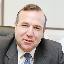 Luis Basagoiti Robles