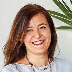 Esther Soriano Hoyuelos