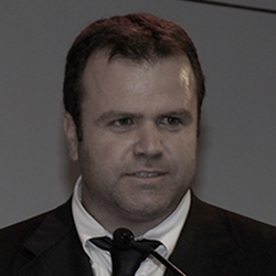 Luigi Centola