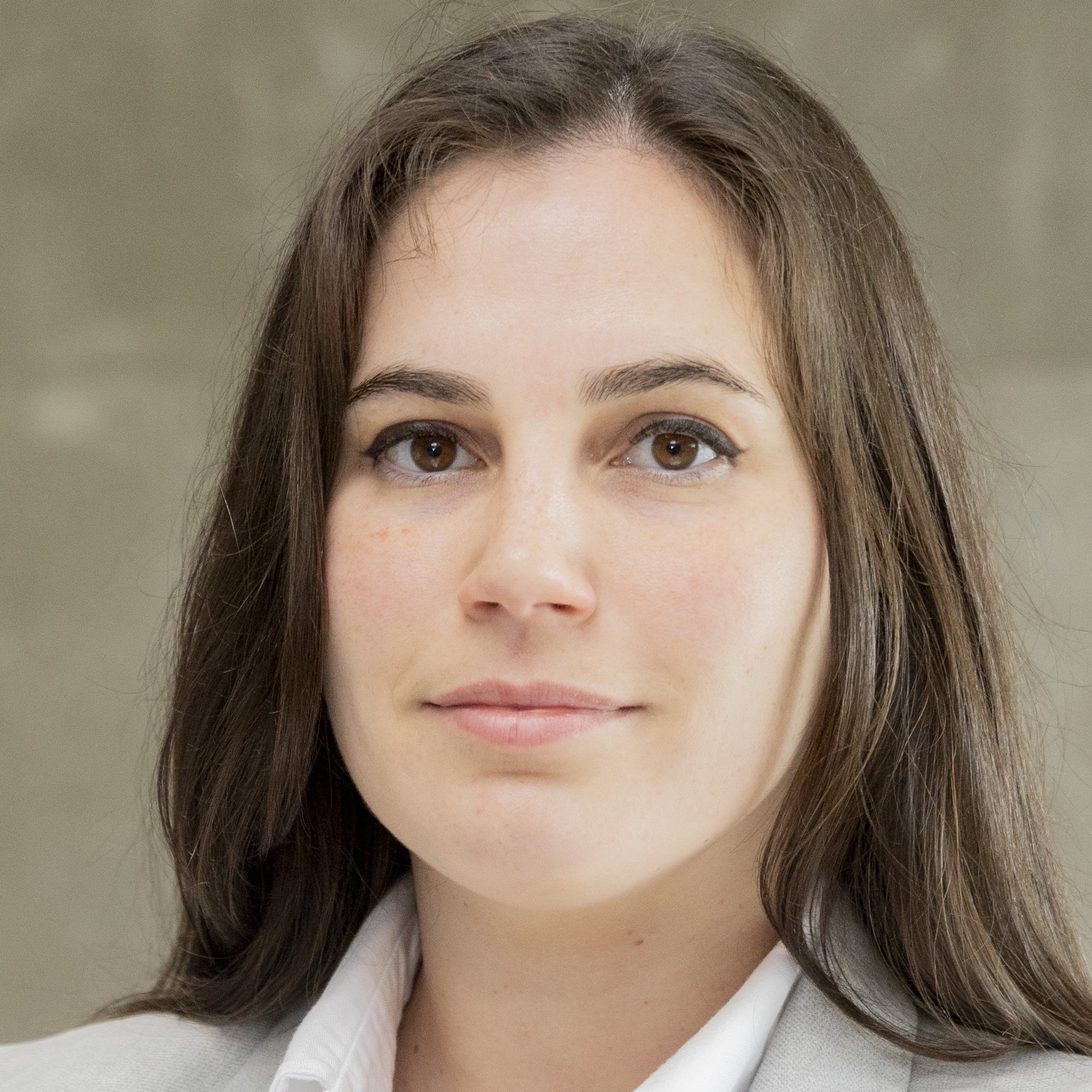 Lydia Peinado Santiago